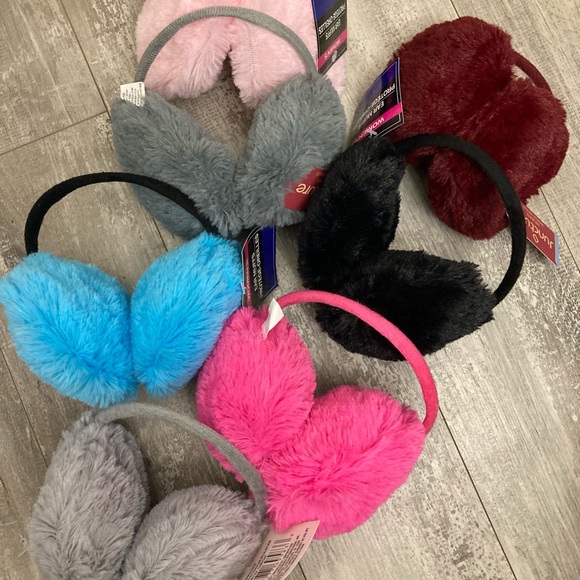 NWT Fluffy Ear Muff Faux Fur Behind Neck No Hair Mess Warmers - Picture 4 of 16